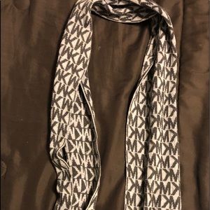 Michael Kors scarf
